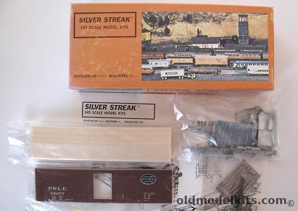 Silver Streak HO New York Central System 40' Wooden Box Car - Central of Georgia HO Craftsman Kit, 929-221 plastic model kit